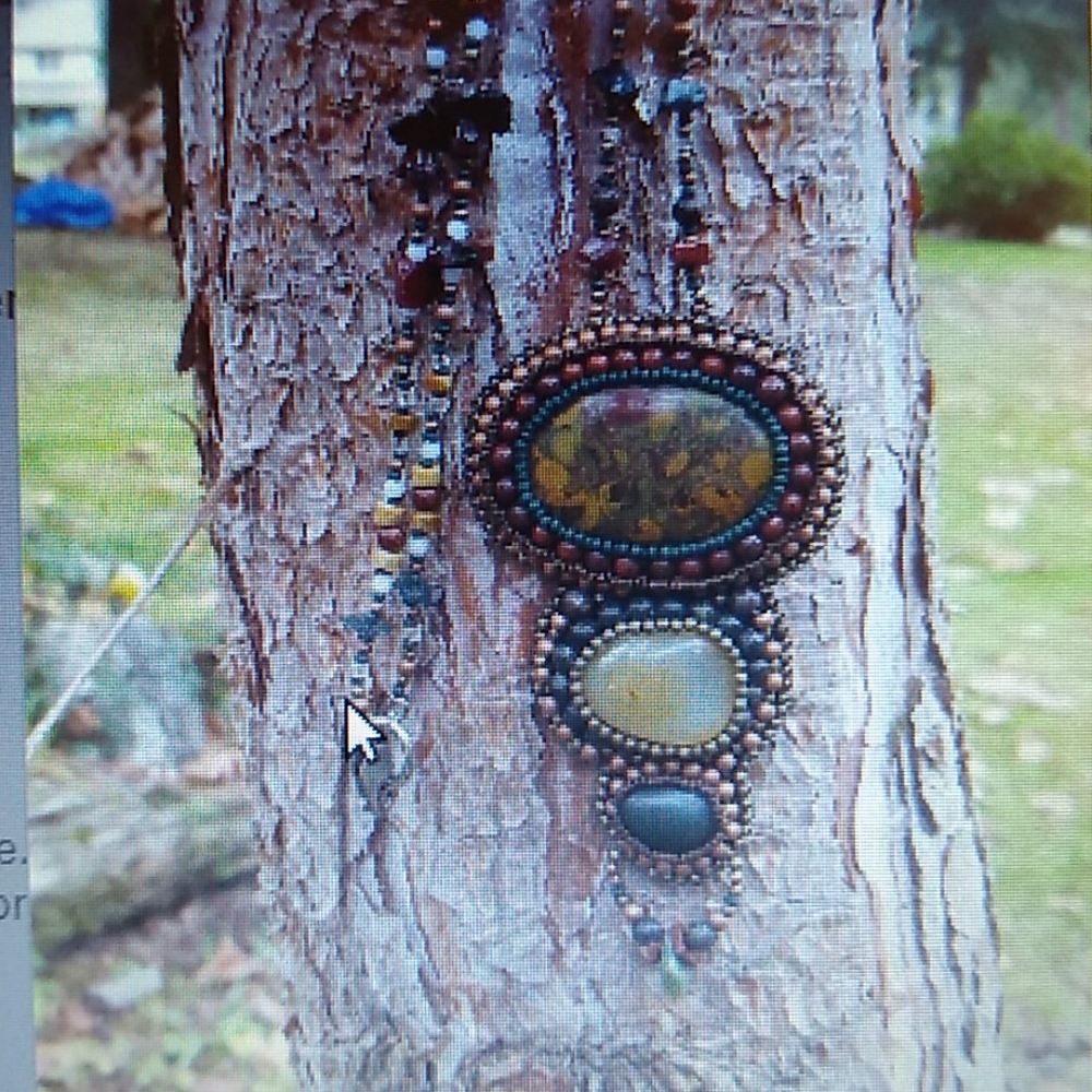 Me-made Jasper embroidered necklace - Picture 3 of 5